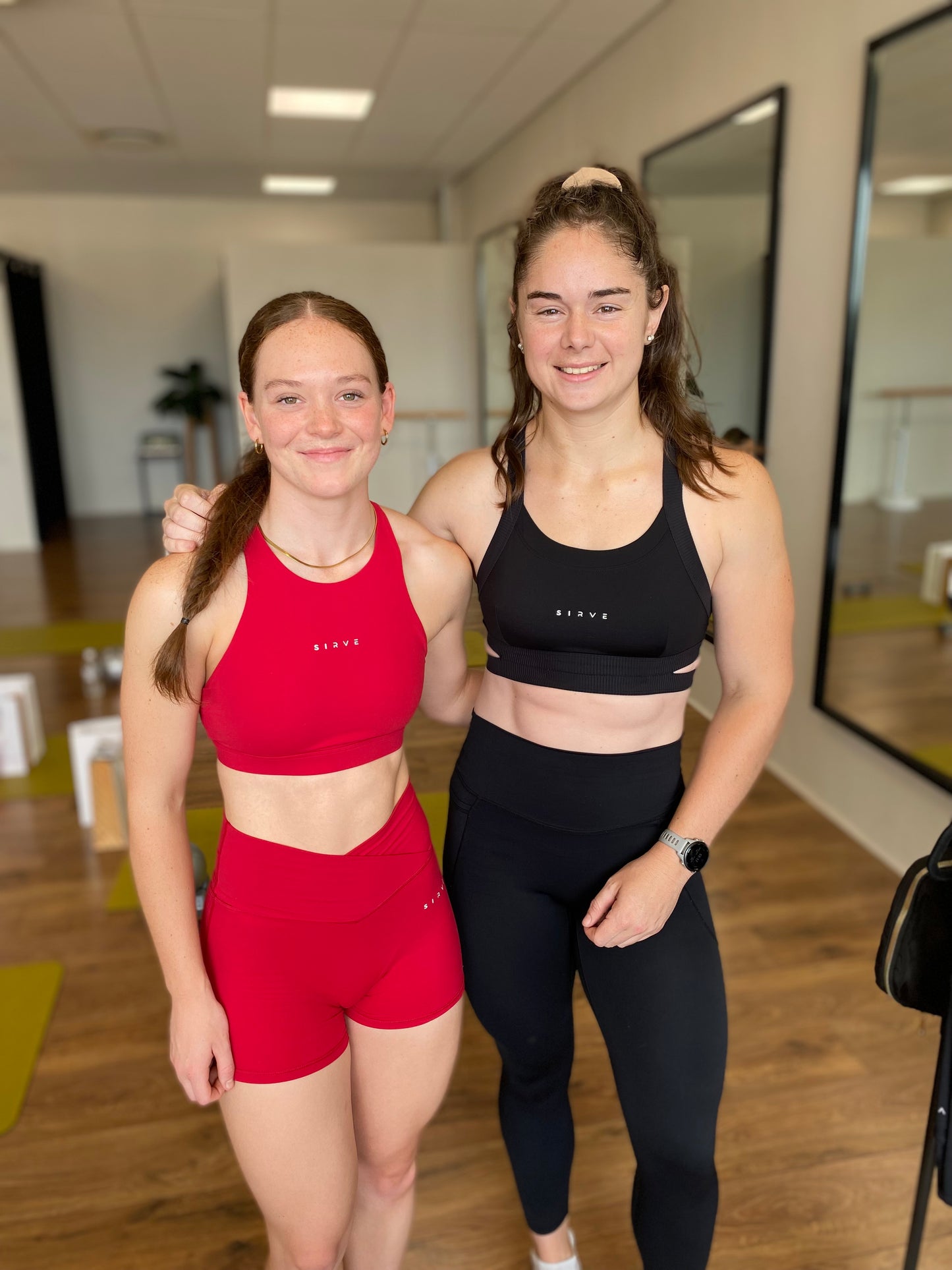Red your mind Sports Bra