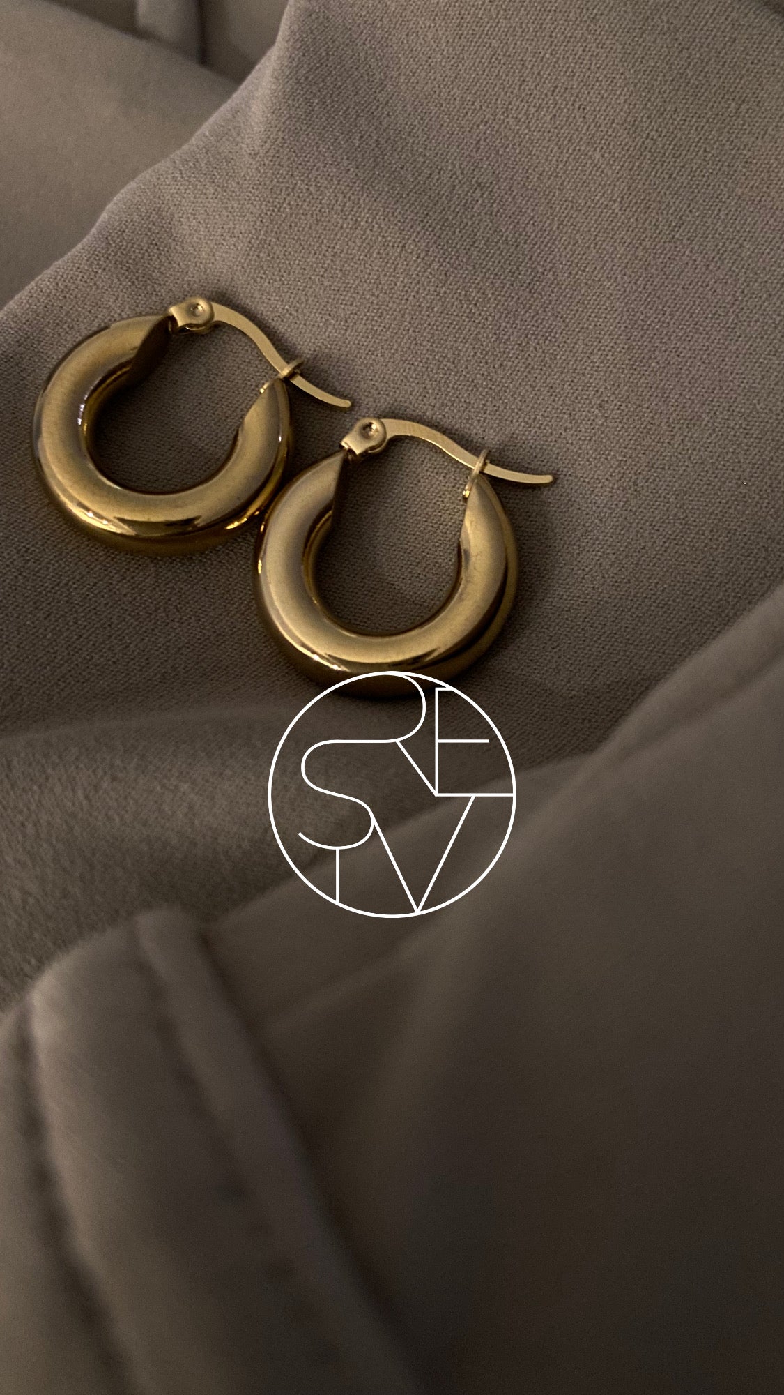 Stylish runner Bespoke hoops