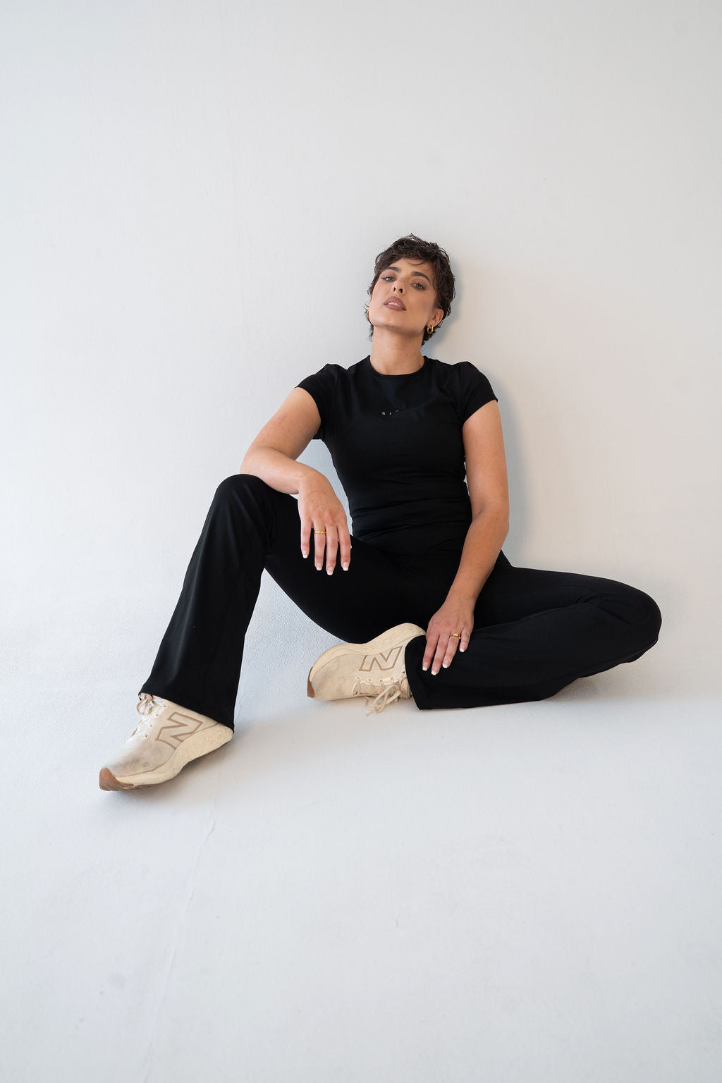Adelaide Soft Sculpt Flare pants in Black with pockets