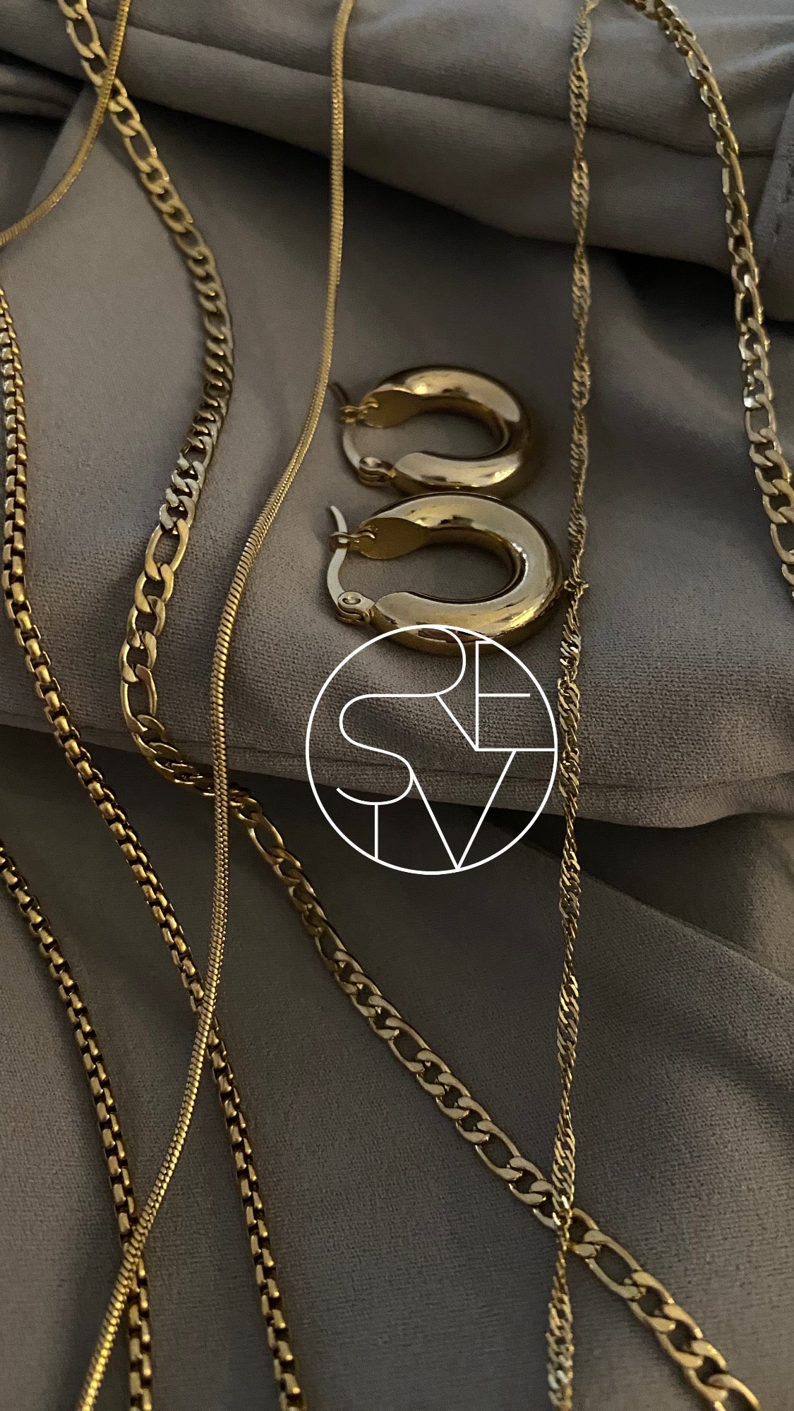 Stylish runner Bespoke hoops