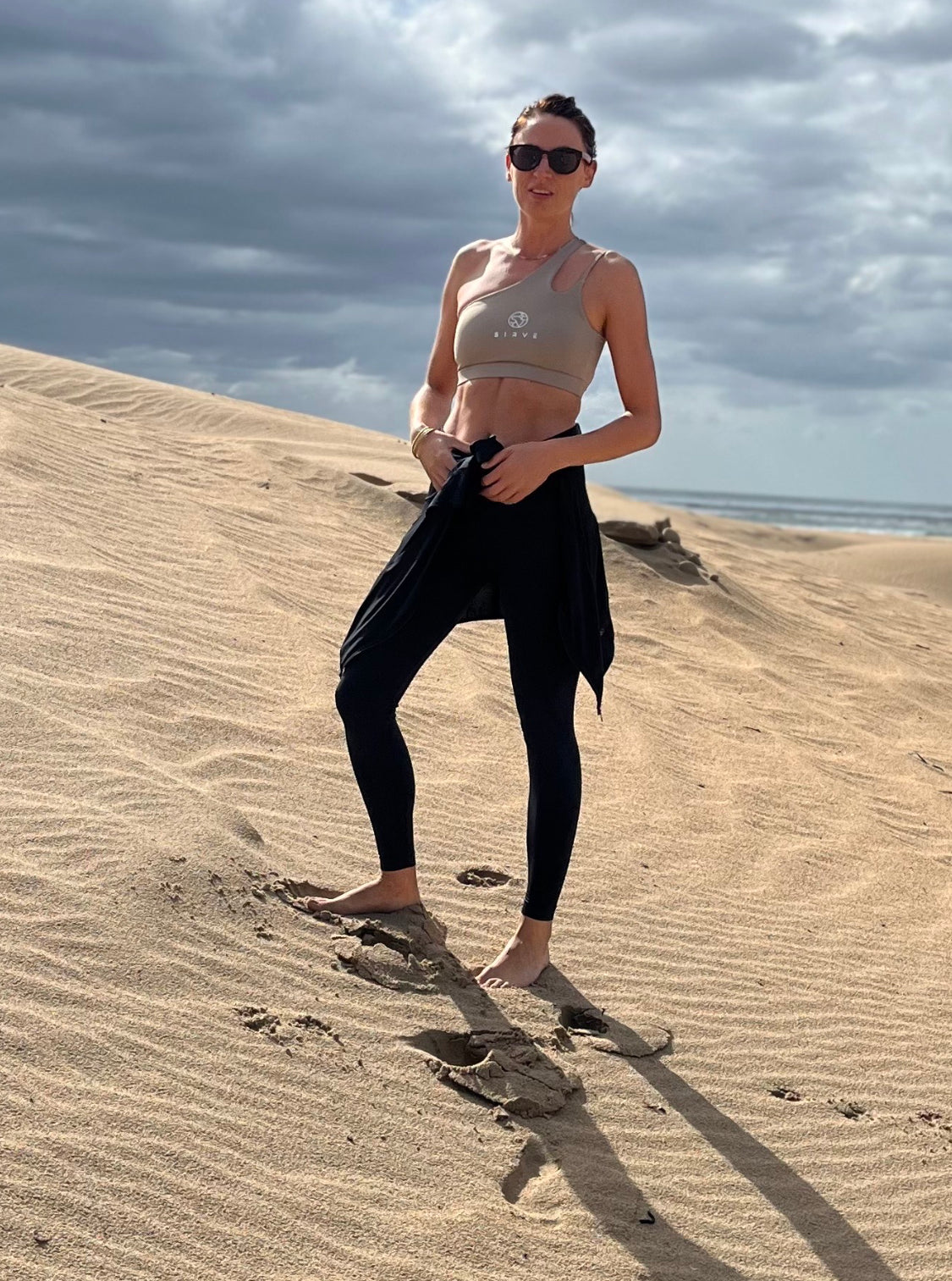 Sirve Asymmetric sports bra